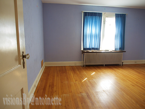 South Bedroom (Guest room #1 )