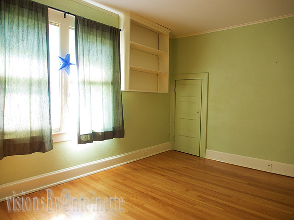 North bedroom (Guest room #2)